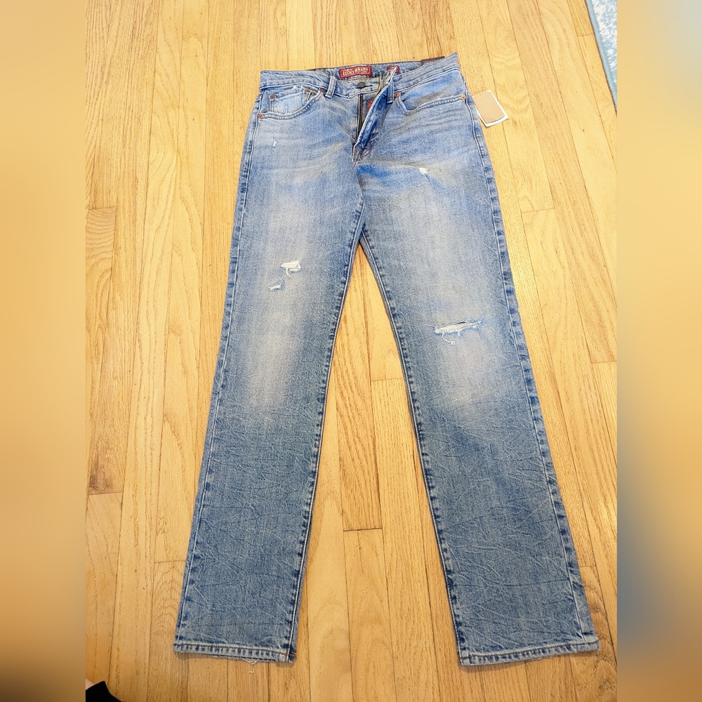 *NWT* Lucky Brand 121 Slim Distressed Jean 30x32